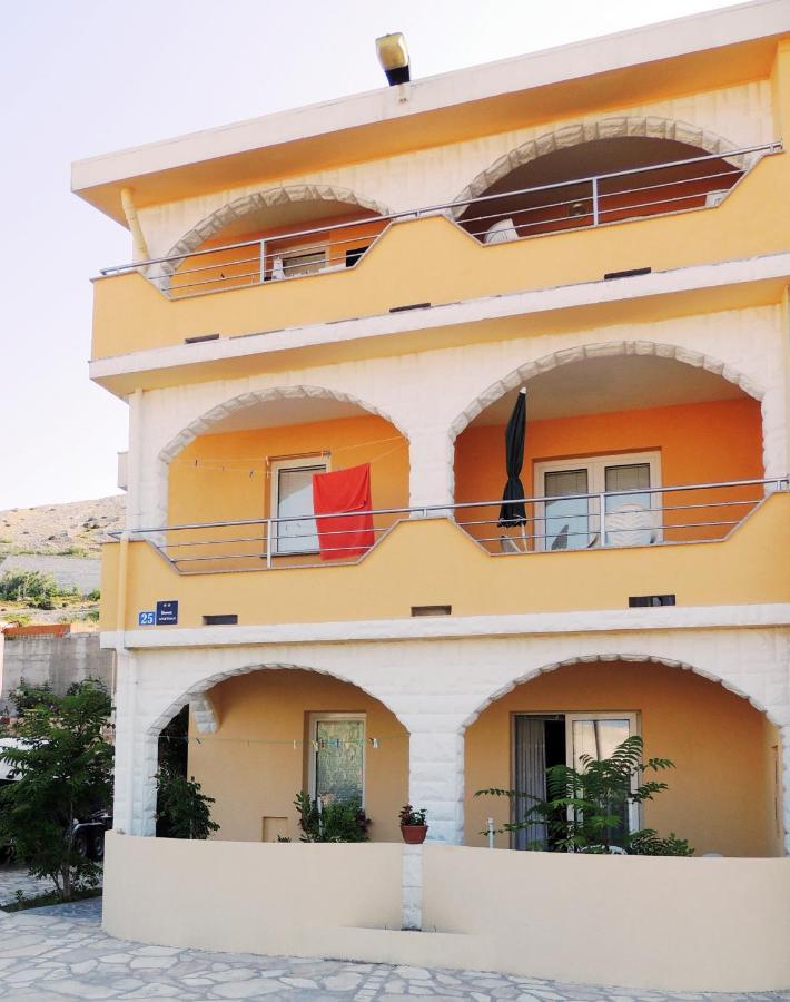 Apartman Husic Pag Town Exterior photo