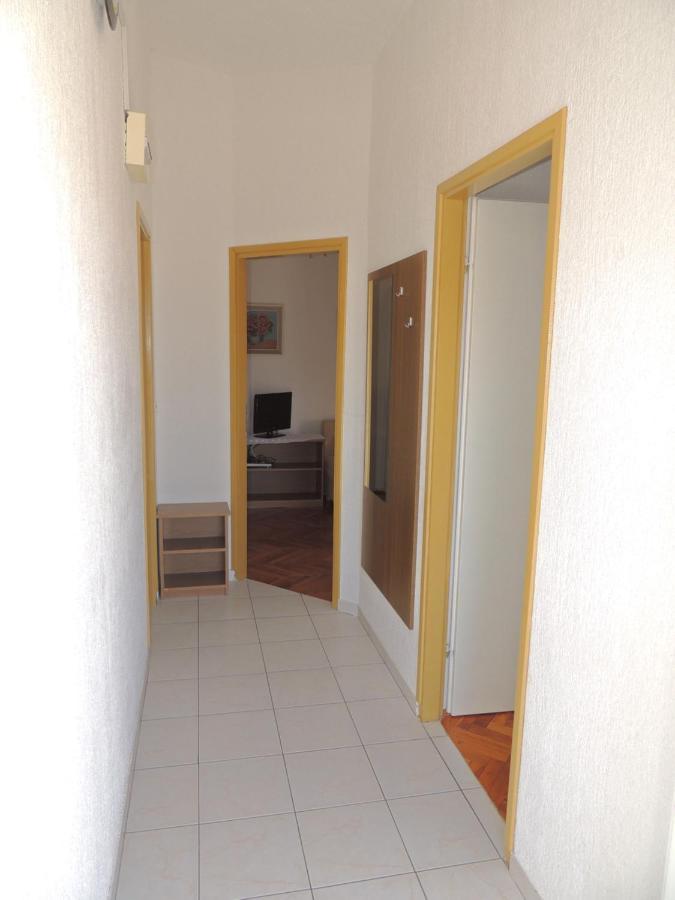 Apartman Husic Pag Town Exterior photo