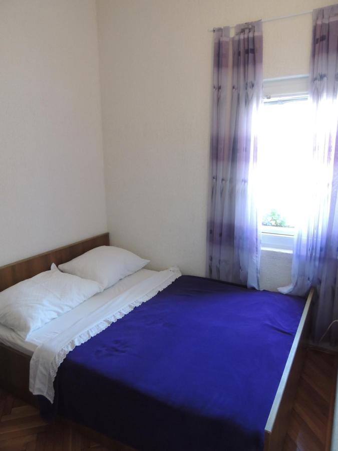 Apartman Husic Pag Town Exterior photo