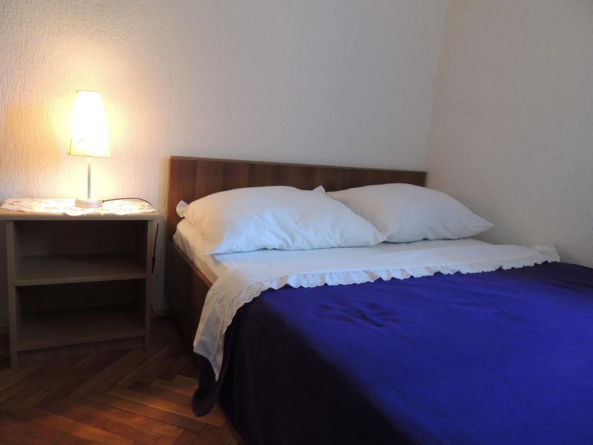 Apartman Husic Pag Town Exterior photo